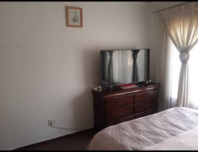 3 BEDROOM SECTIONAL TITLE FOR SALE IN BERTON PARK